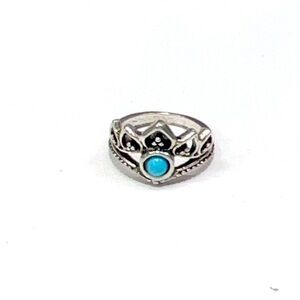 Vintage Like Faux Turquoise Stone color Silver plated Ring